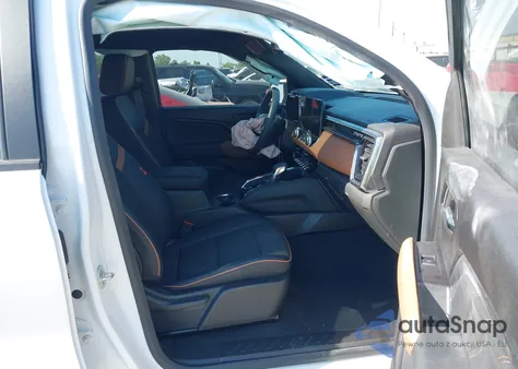 2024 GMC Canyon 4Wd At4 z USA, uszkodzony, nr VIN 1GTP6DEK0R1199878